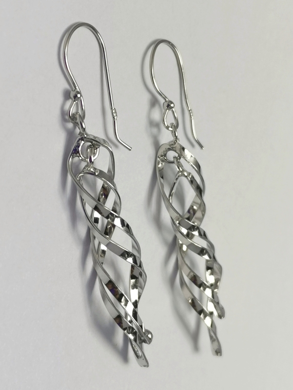 Stříbrné naušnice visací