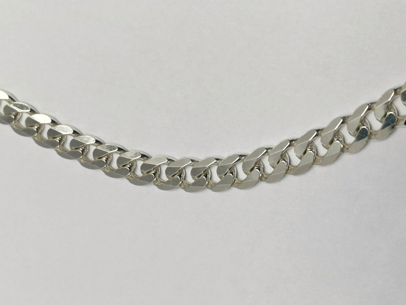 Stříbrný řetízek - pancer