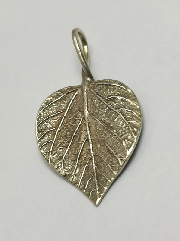 Stříbrný přívěs  - autorský šperk Jiřího Moravce 