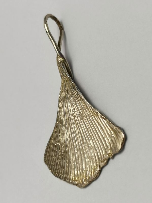 Stříbrný přívěs  - autorský šperk Jiřího Moravce 