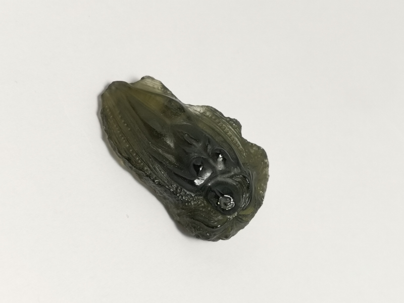 Vltavín glyptika panna