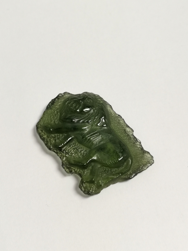 Vltavín glyptika lev