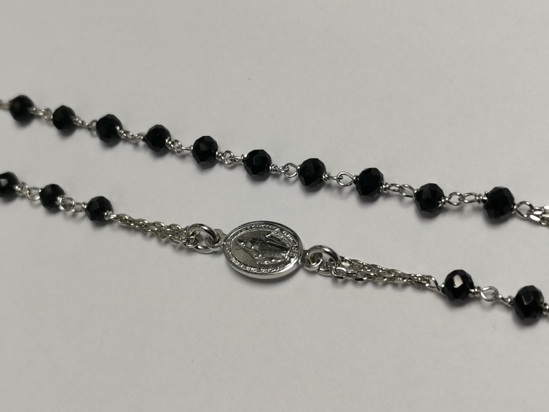 Stříbrný náhrdelník - růženec, rhodiovaný