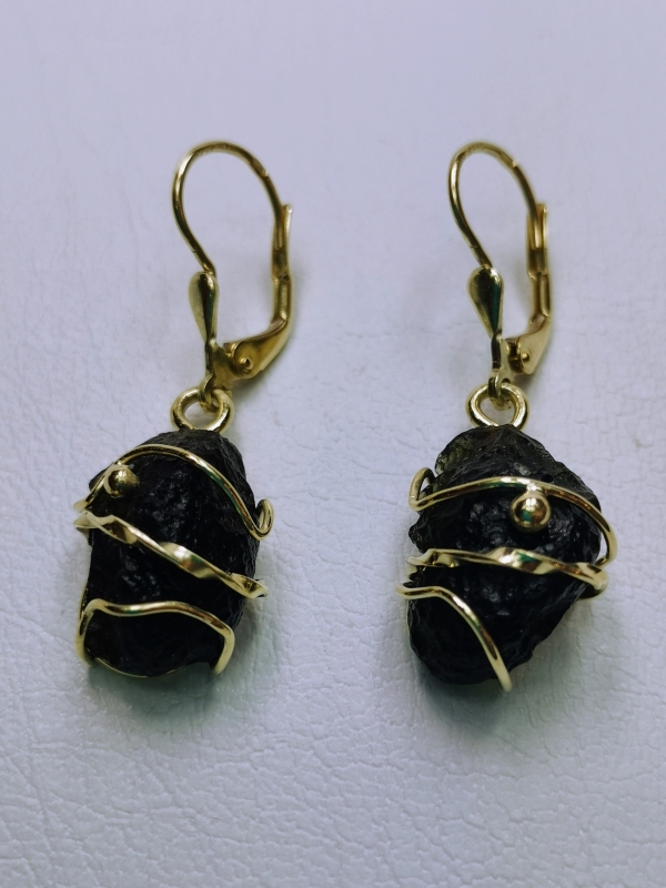 Zlaté naušnice žluté zlato s přírodním vltavínem