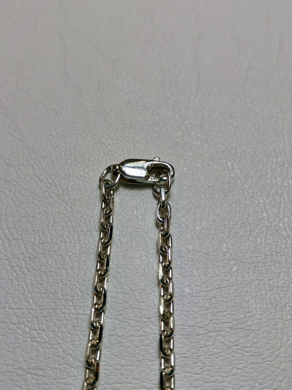 Stříbrný náhrdelník s přírodním vltavínem