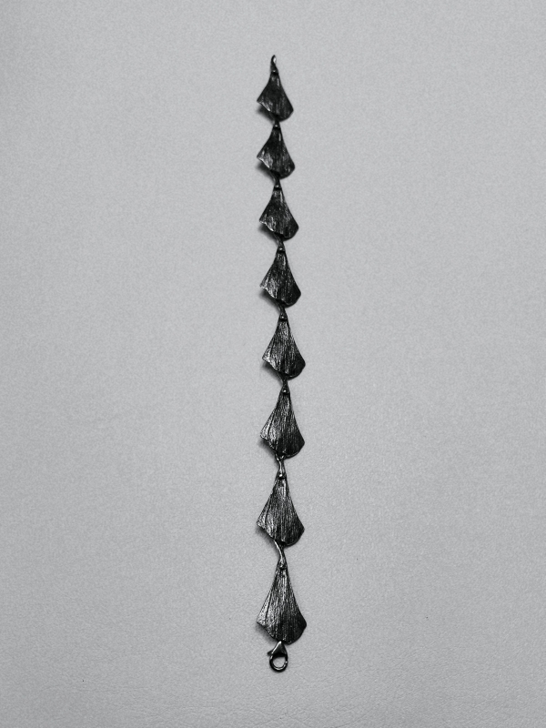 Stříbrný náramek - autorský šperk Jiřího Moravce