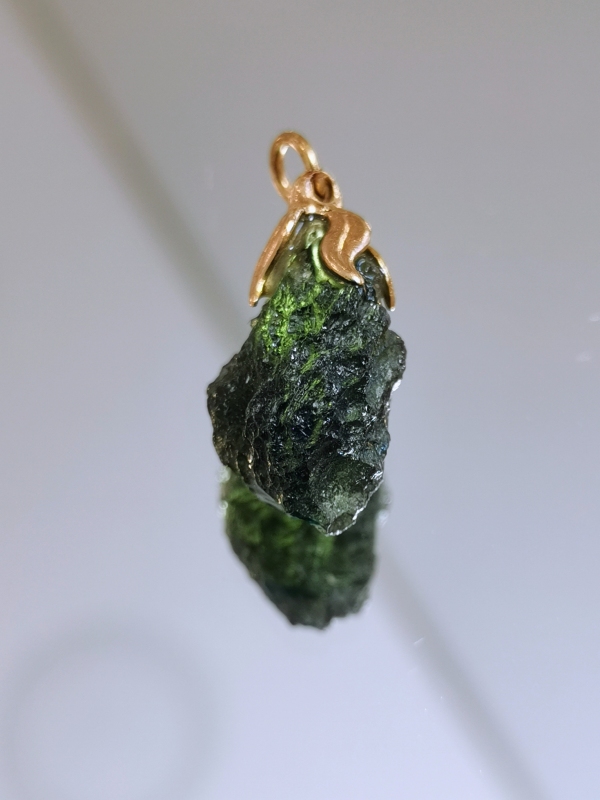 Přívěšek vltavín