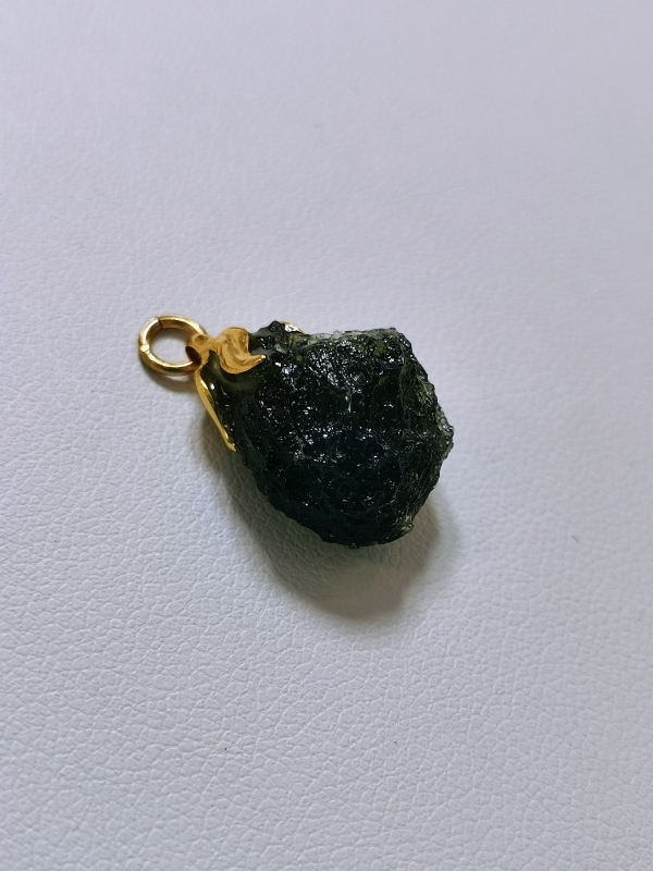 Přívěšek vltavín