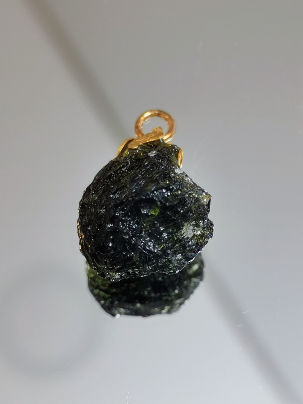 Přívěšek vltavín