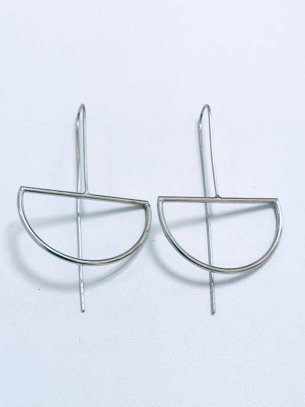 Extravagantní stříbrné naušnice