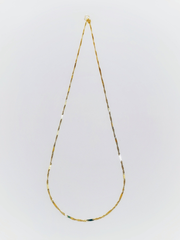 Zlatý řetízek lambáda s tyčkami