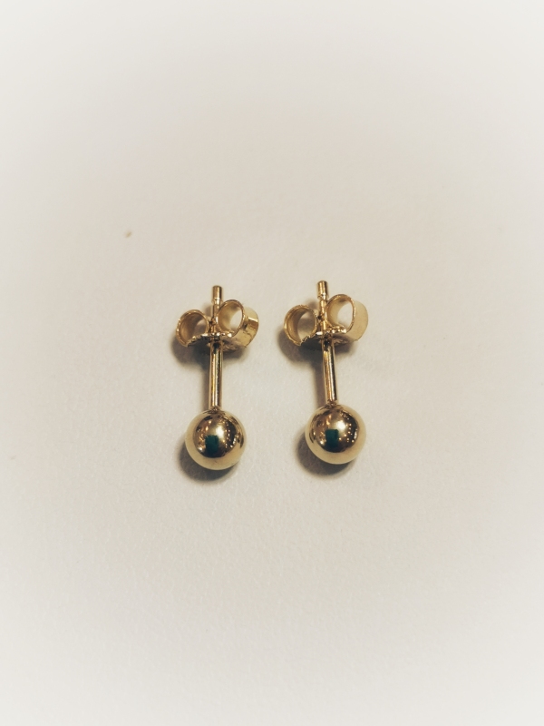 Zlaté pecky hladké ze žlutého zlata na puzetu