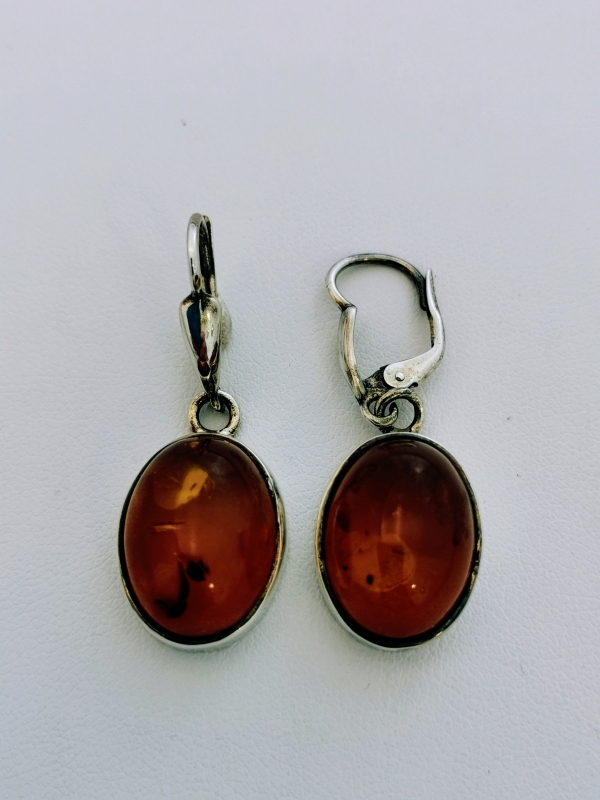 Stříbrné naušnice s jantarem
