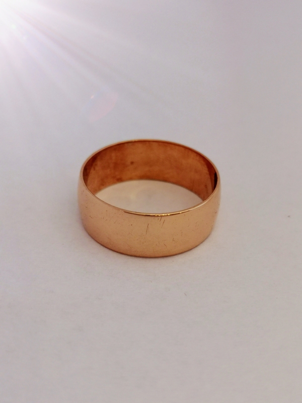 Zlatý prsten, zlatý kroužek z červeného zlata