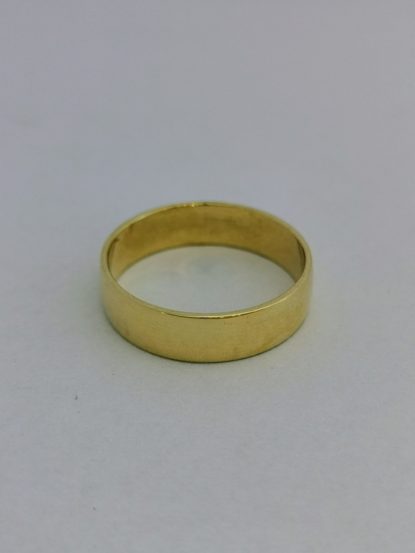 Zlatý prsten, zlatý kroužek ze žlutého zlata