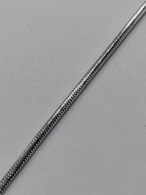 Stříbrný náramek - kulatý hádek