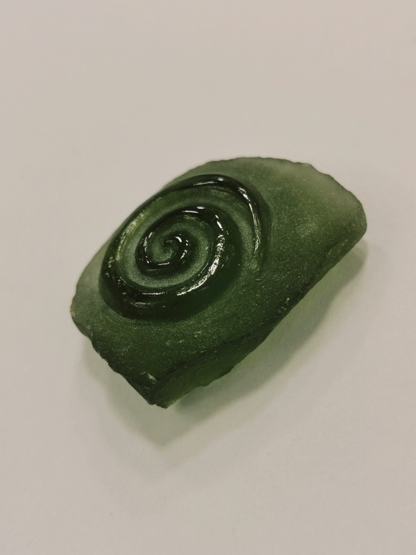 Vltavín glyptika spirála