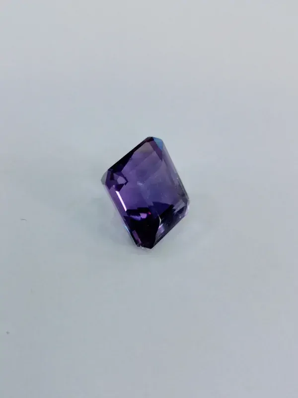 Broušený kámen - ametyst