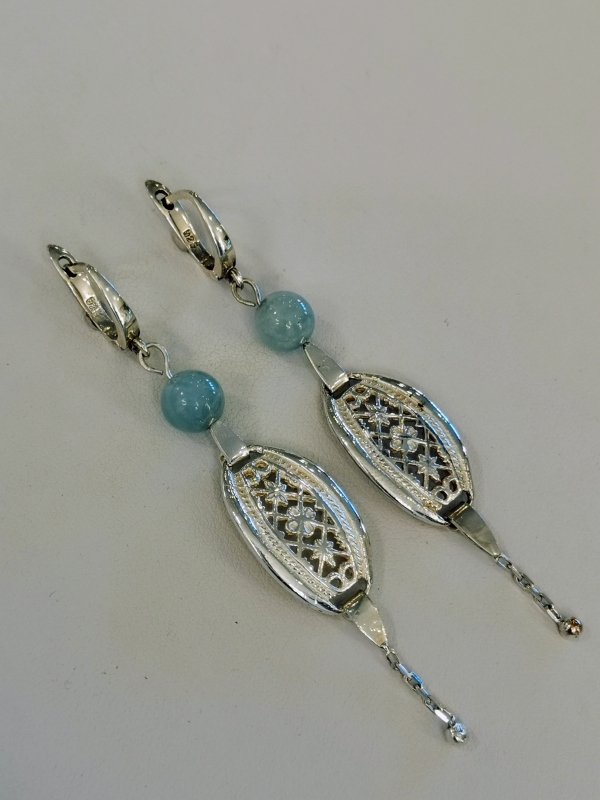 Exkluzívní stříbrné naušnice s akvamarínem