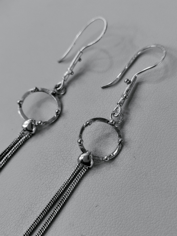 Originální stříbrné visací naušnice