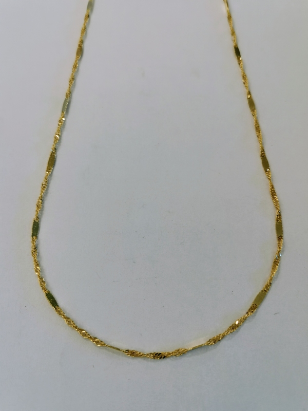 Zlatý řetízek lambáda s tyčkami