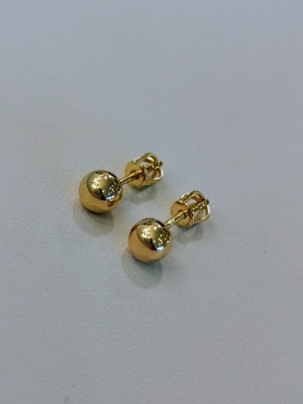 Zlaté pecky hladké ze žlutého zlata na šroubek