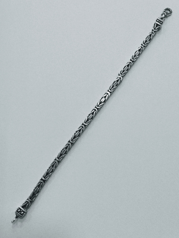 Silný stříbrný náramek - královská vazba