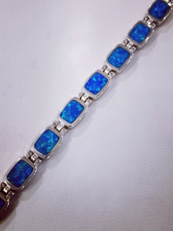 Stříbrný náramek s modrozeleným opálem, rhodiovaný