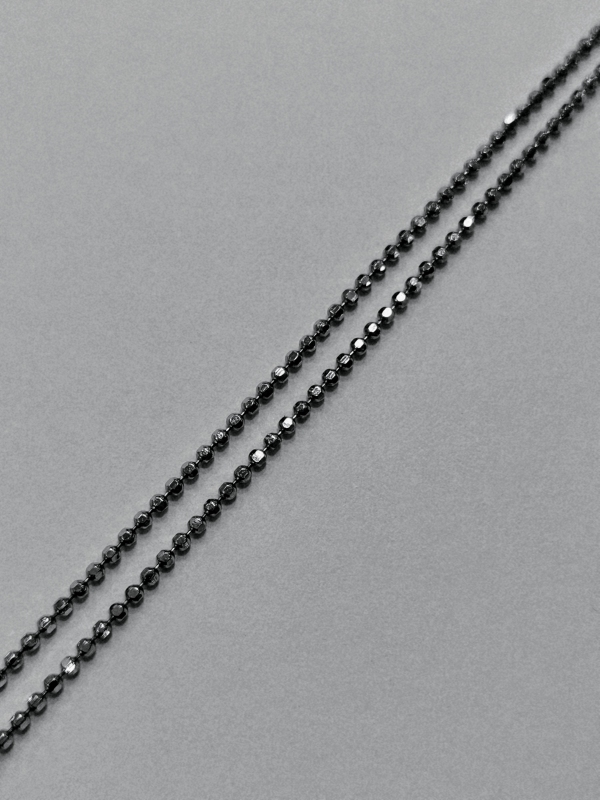 Stříbrný náhrdelník se střapcem, rhodiovaný