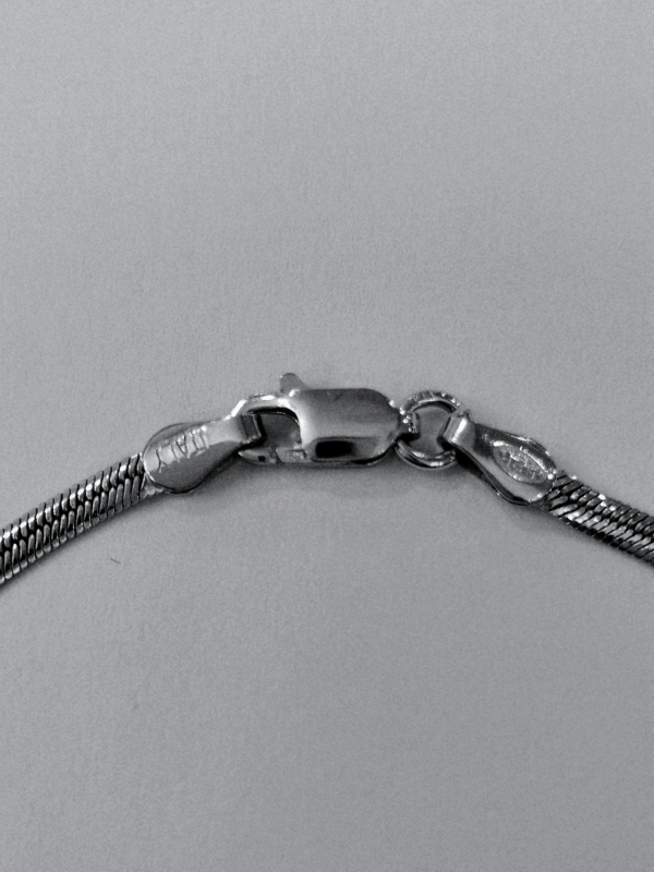 Stříbrný dámský řetízek  plochý had hladký