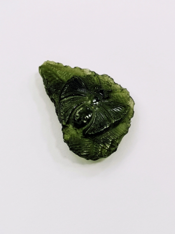 Vltavín glyptika motýl