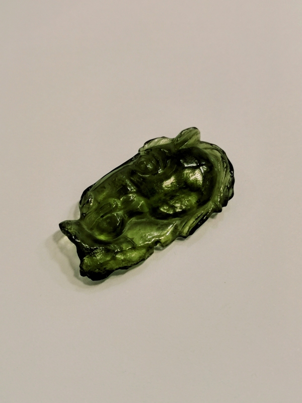 Vltavín glyptika kůň