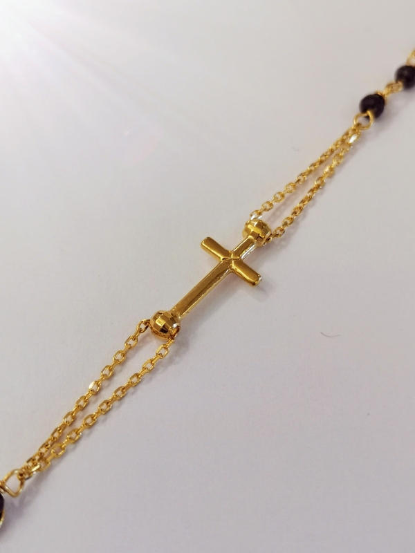 Zlatý náramek - růženec s pravými onyxy