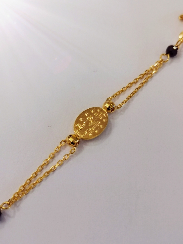 Zlatý náramek - růženec s pravými onyxy