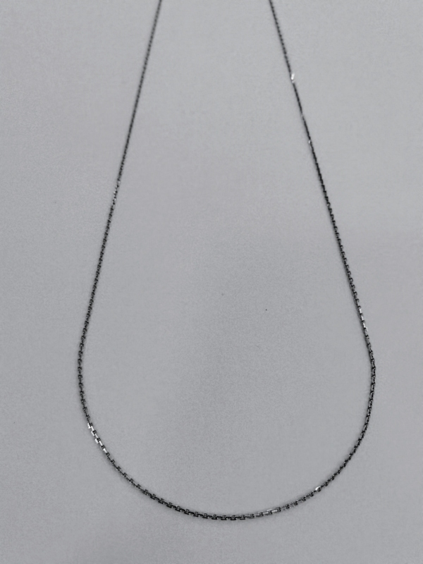 Zlatý řetízek z bílého zlata anker