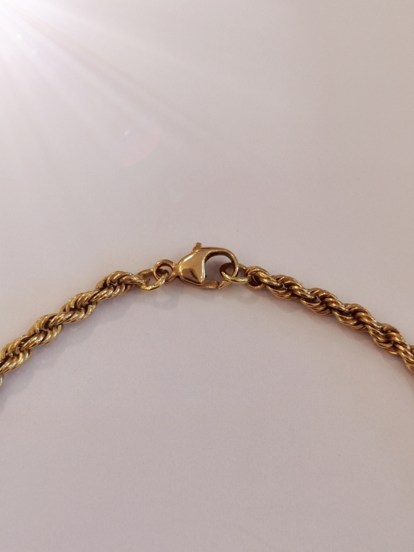 Zlatý řetízek valis