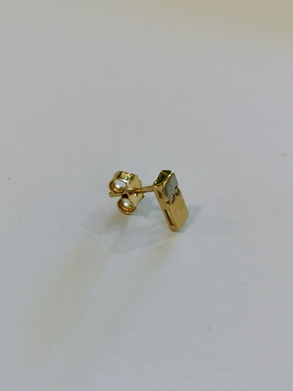 Zlatá naušnice na puzetu, 1ks