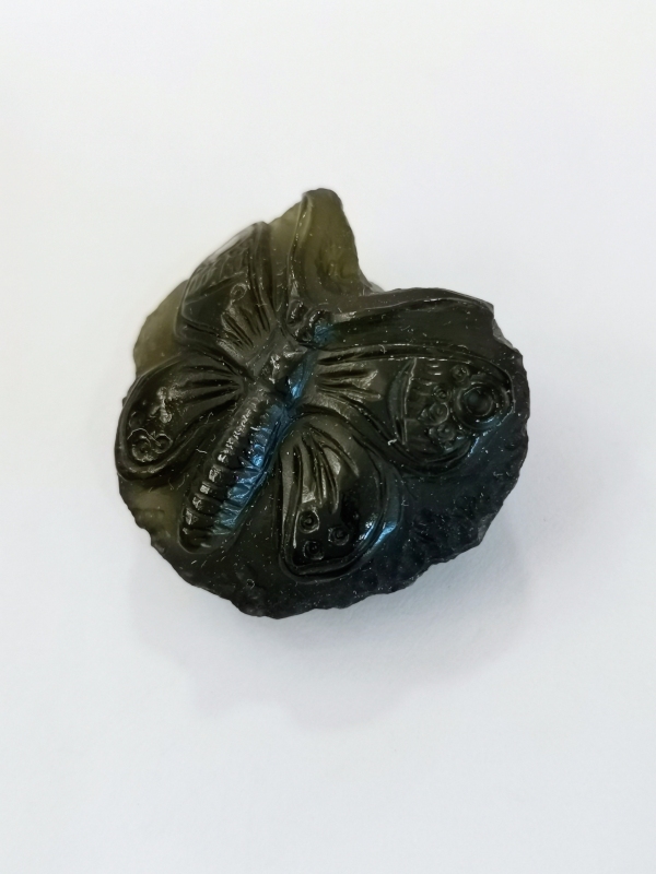 Vltavín glyptika motýl