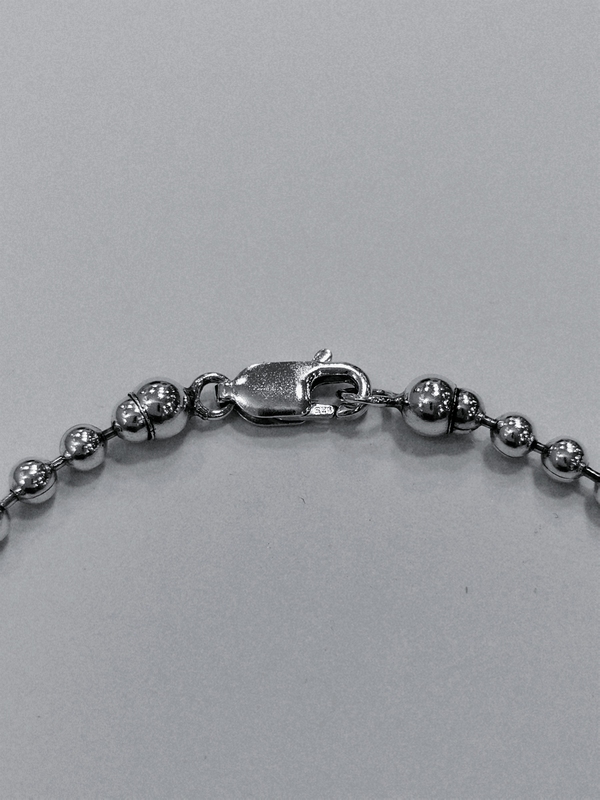 Stříbrný kuličkový náramek