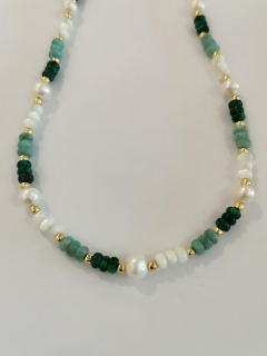 Stříbrný náhrdelník s pravými kameny, zlacený